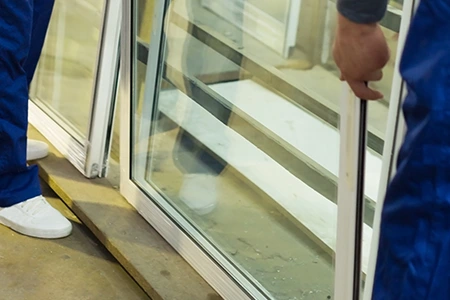 Commercial Glass Repair Technician in Fort Myers, FL